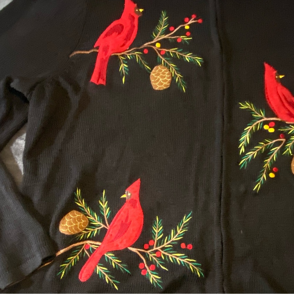 Women’s 2X Black Zip Cardigan Sweater Embroidered Red Cardinals Holiday - Picture 7 of 10